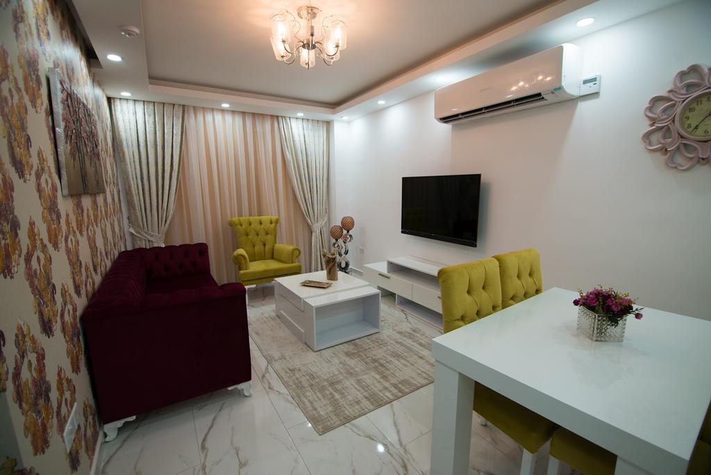 Aquamarine Luxury Residence Kerýnia Eksteriør bilde