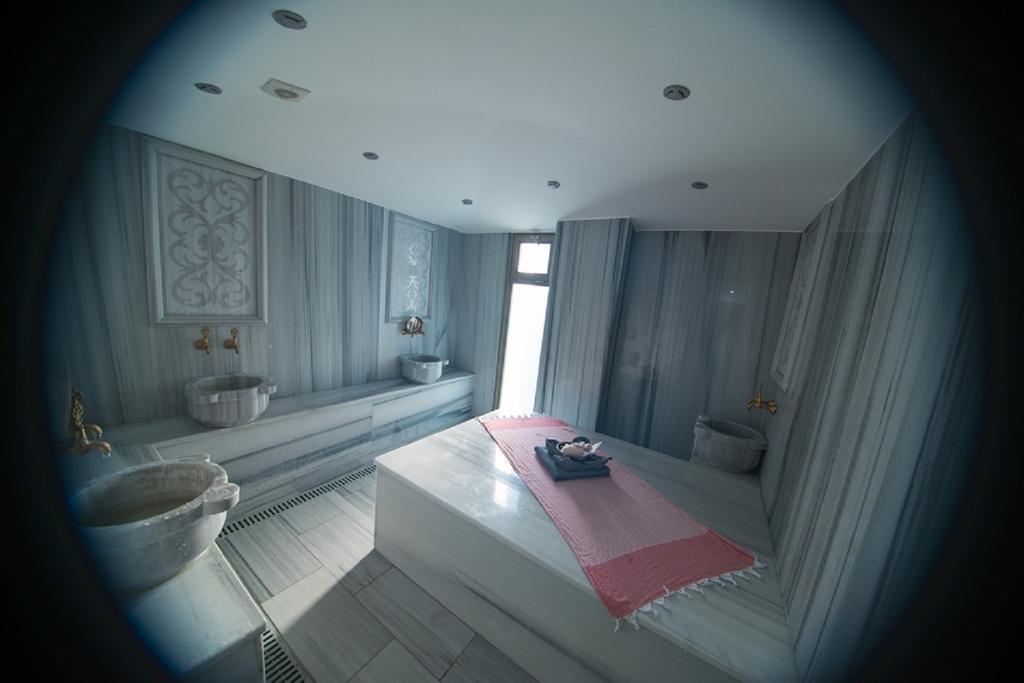 Aquamarine Luxury Residence Kerýnia Eksteriør bilde