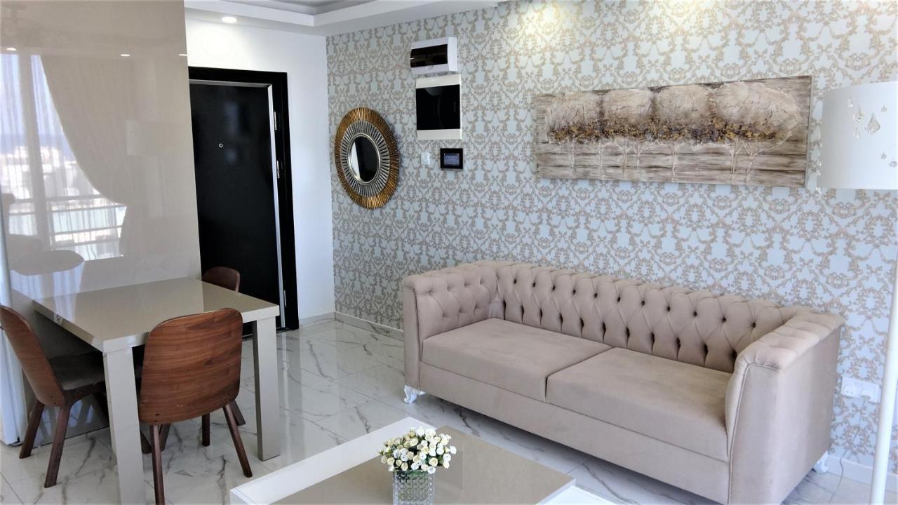 Aquamarine Luxury Residence Kerýnia Eksteriør bilde