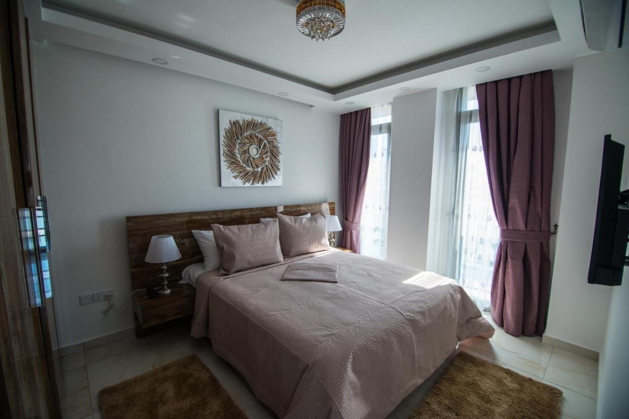 Aquamarine Luxury Residence Kerýnia Eksteriør bilde